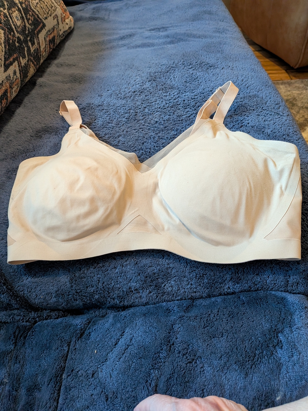 Honey Love Cross Over Seamless Nude 2x Wireless Comfort Bra - Women Intimates